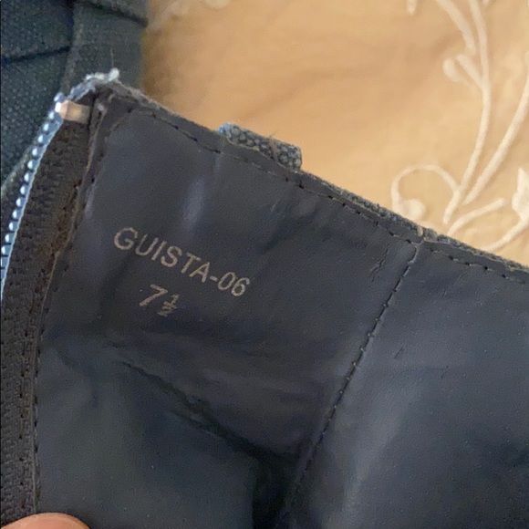 COPY - Denim hills - Picture 8 of 8